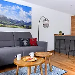 Berg Fux - Mit 2 Schlafzimmern, Bergblick, Balkon, Zentral Aber Ruhig Apartmán