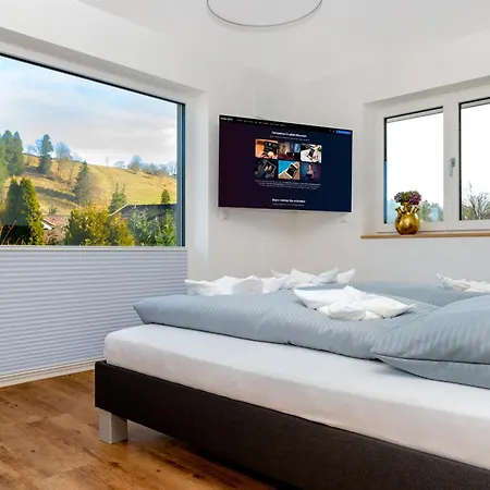 Berg Fux - Mit 2 Schlafzimmern, Bergblick, Balkon, Zentral Aber Ruhig *