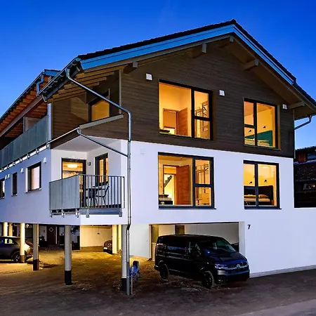 Apartmán Berg Fux - Mit 2 Schlafzimmern, Bergblick, Balkon, Zentral Aber Ruhig Sonthofen