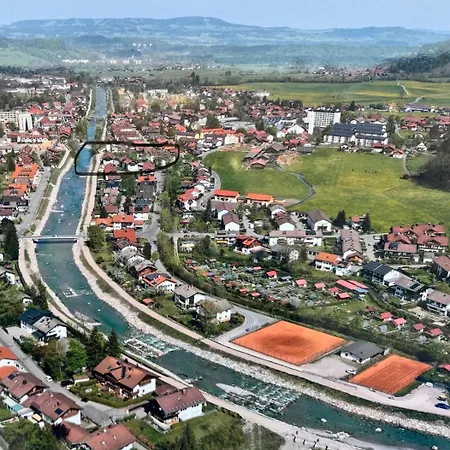 Berg Fux - Mit 2 Schlafzimmern, Bergblick, Balkon, Zentral Aber Ruhig * Sonthofen